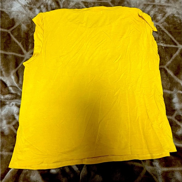 Yellow savage crop sleeve cut out tee - Picture 2 of 5